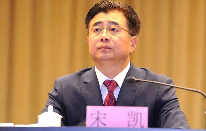 宋凯会温格：深化中欧足球合作有新招