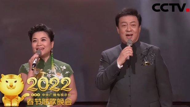 吕母此刻的感受就是：这家孩子上了清华，那家孩子去了浙大，唯独自家的两个孩子在上大专