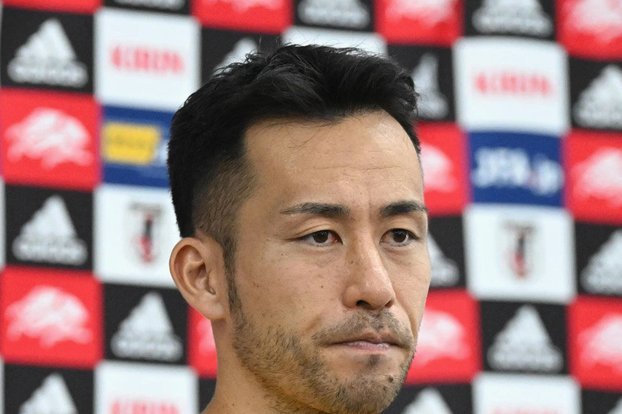 吉田麻也否认代替远藤航入选世界杯：我只是位幕后支援人员