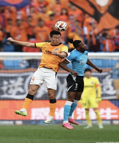 三度领先！埃朱马二点劲射破门，海牛3-2玉昆