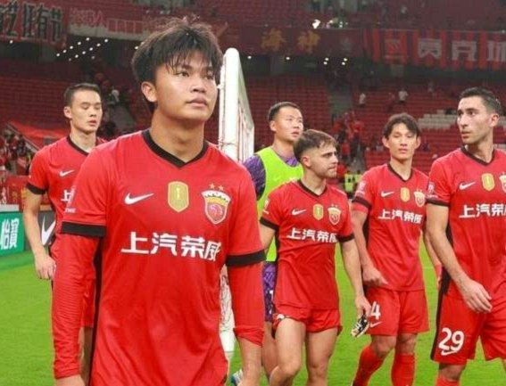 2027亚洲杯能否拯救王钰栋的留洋梦想？