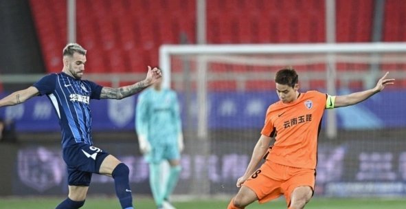 三镇2-0胜新鹏城，终结不胜纪录