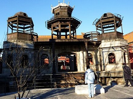 奥格斯堡拒水晶宫2000万报价，坚持更高要价
