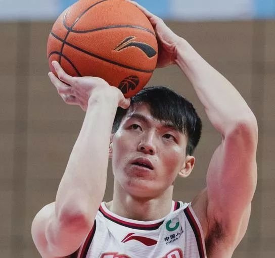 22岁小将临门一脚，终结浙江绿城的梦想夜