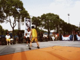 小邝昨晚两度突破：GIF解析他的精彩过人