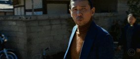 小邝昨晚两次成功过人gif