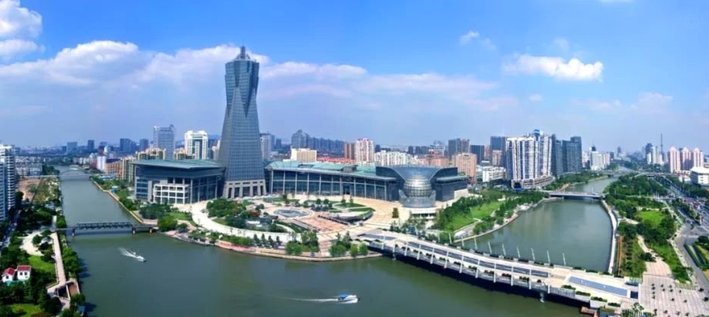 浙江vs成都首发：双方均四外援出战，王钰栋、韦世豪首发