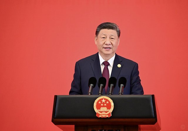 卡拉格怒批伊劳拉：红牌后迟疑成败局