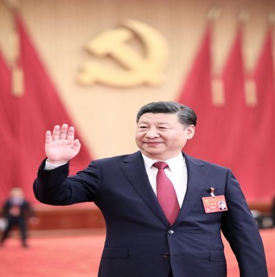卡拉格：红牌后伊劳拉换人太晚了，他的心思还沉浸在判罚中